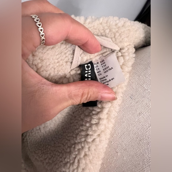 H&M Jacket - Picture 4 of 4